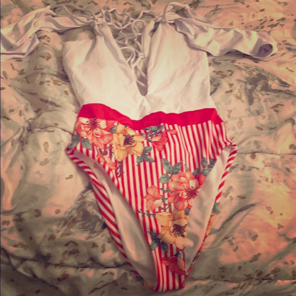 One piece swimsuit
